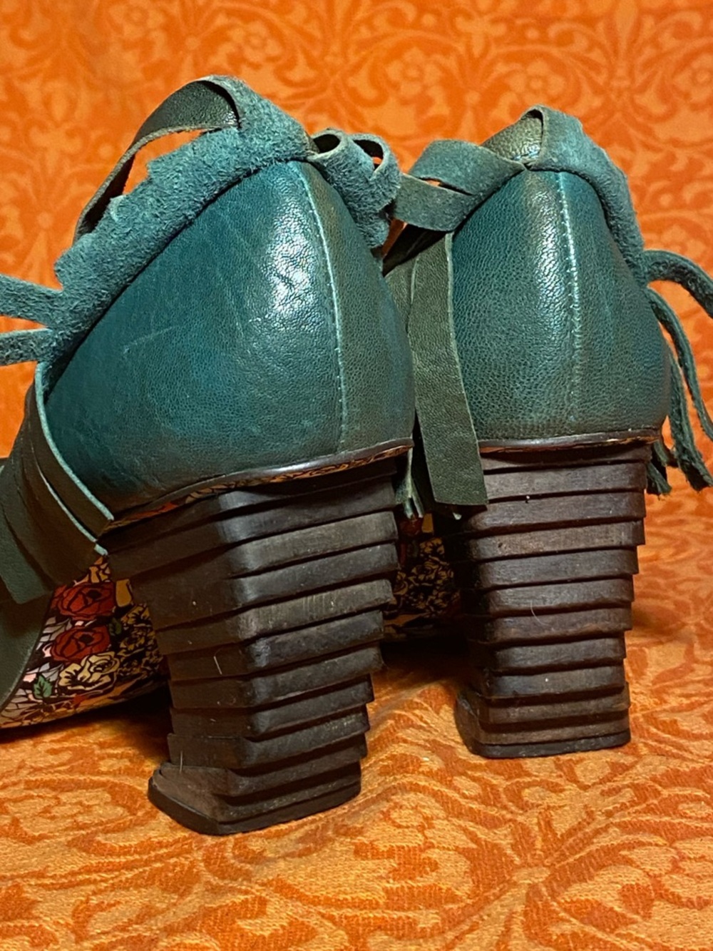 VTG Irregular Choice green leather sandals,thong toe,fringe trim,unique heels,7 - Picture 11 of 16